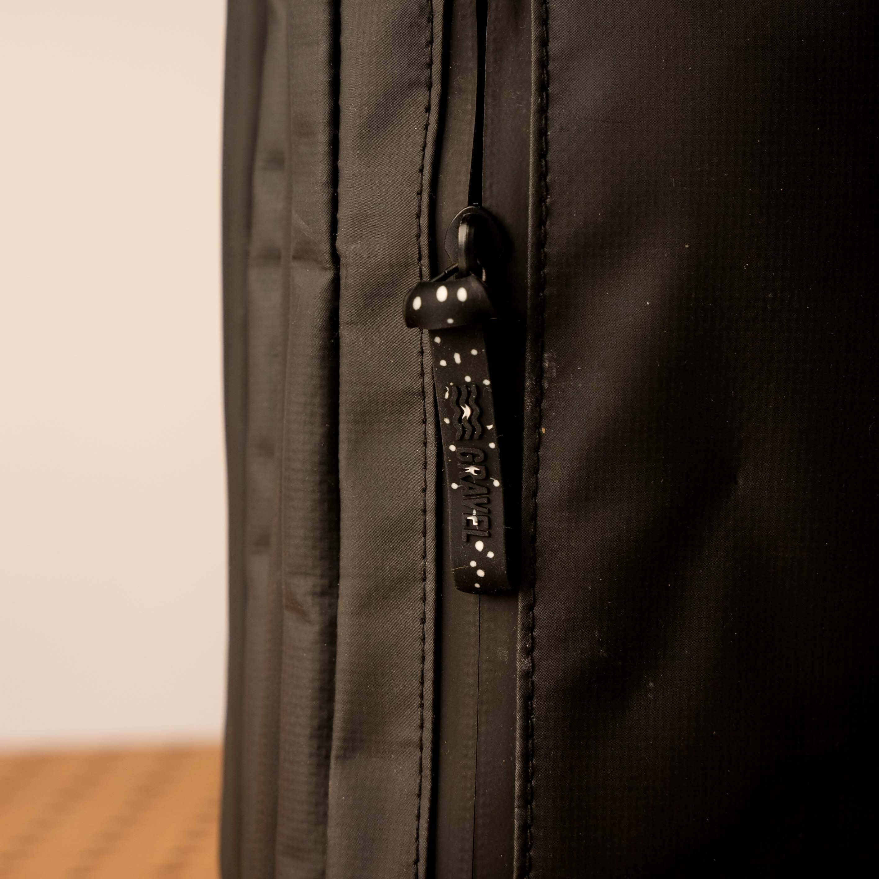 Toiletry Bag Zipper Pulls Black Sand - Image 2